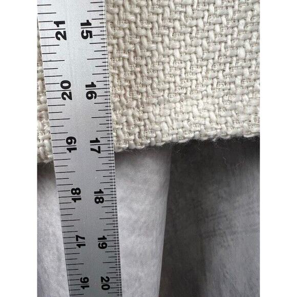 Vero Moda Women's Tweed Mini Skirt. White. NWT Size 4 - Picture 6 of 7